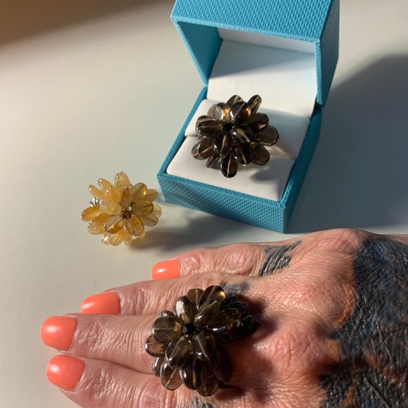 Ring - Picture 2 of 2